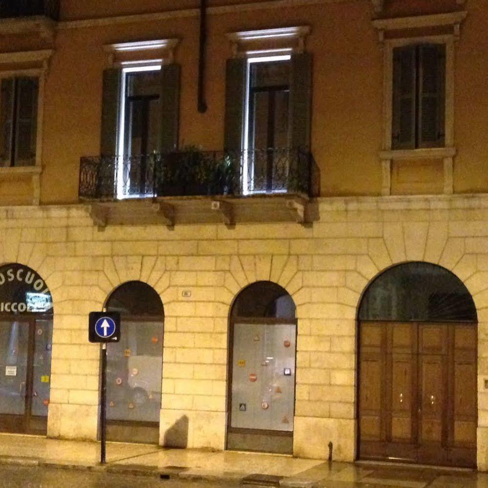 Casa Esvael Hotel Verona Luaran gambar